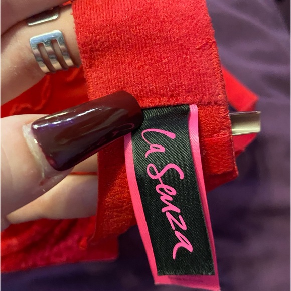 L.a. Senza Bra - Picture 3 of 5